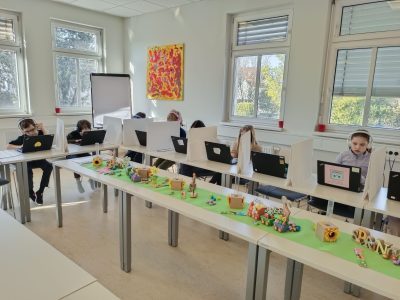 Schülerinnen und Schüler der 3b der Egon Schiele Volksschule Tulln bei der Big Challenge 2026
