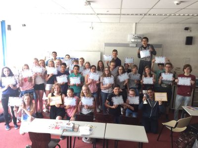 All participants with their diplomas and prices at Het Alkwin Kollege in Uithoorn.