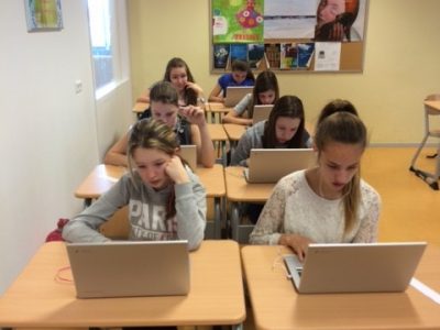 's Gravendreef College
Pupils working hard on The Big Challenge