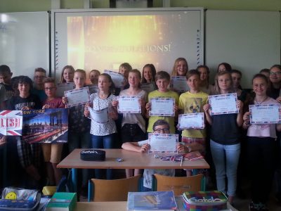 NIEDERSORBISCHES GYMNASIUM COTTBUS

Alle Schüler der Klasse 7A nahmen am Wettbewerb teil und hatten viel Spaß.