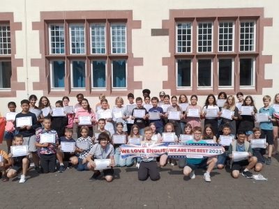 <strong>Augustinerschule in 61169 Friedberg: </strong>Die Klassen 6c und 6e der Augustinerschule Friedberg stellten sich mit großer Freude der großen Herausforderung