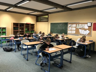 Sekundarschule Warburg

Concentrating hard!