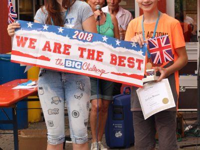 Franziskanergymnasium Kreuzburg, Großkrotzenburg.
Im Rahmen des Schulfestes zum 50-jährigen Jubiläum der Schule wurden die beiden Bestplazierten ausgezeichnet.