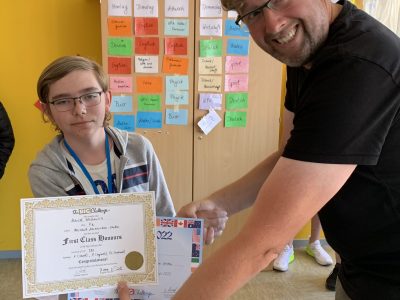 Große Freude bei der Preisverleihung an der Oberschule Neuenkirchen-Vörden