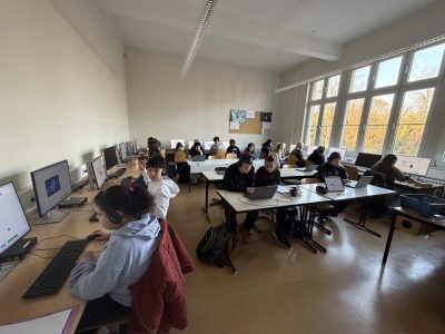 Aschersleben Burgschule

Unterschiedliche Klassenstufen bei der Wettbewerbsteilnahme im PC-Raum der Schule