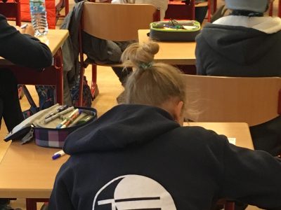 The Big Day! - Am Gymnasium Horn-Bad Meinberg ist das Interesse an The Big Challenge auch im 2. Jahr ungebrochen groß. 130 Schülerinnen und Schüler wollen sich 2017 mit Altersgenossen aus ganz Deutschland messen.