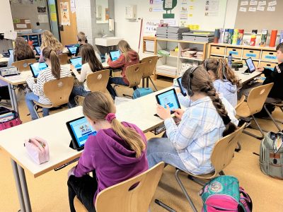 Wiesloch,Merianschule

Die erste Teilnahme mit unseren 4.Klässlern am Ipad