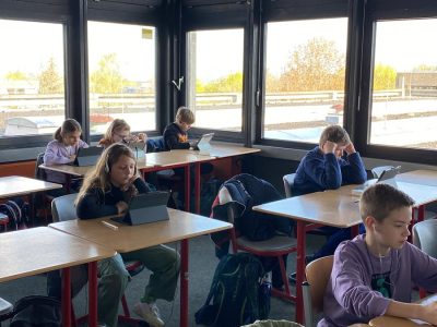 Realschule Goldene Aue - Goslar, Niedersachsen

Bilder von unseren Schülerinnen und Schülern aus den Jahrgängen 5 - 9 während der Wettbewerbstage im April 2023