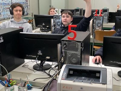 Realschule Goldene Aue - Goslar, Niedersachsen

Wettbewerb im April 2023