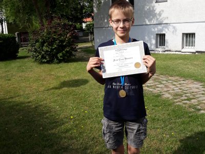 Niedersorbisches Gymnasium Cottbus
We are proud of our winner in level 2. Good job, Pierre!