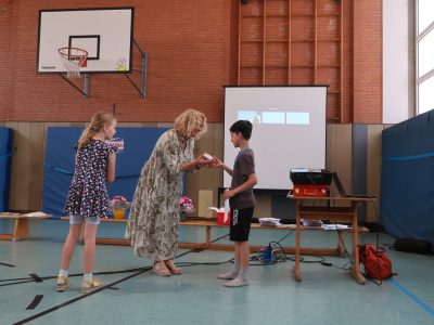 <strong>Voerde, Otto-Willmann-Schule: </strong>Stolze Preisträger!