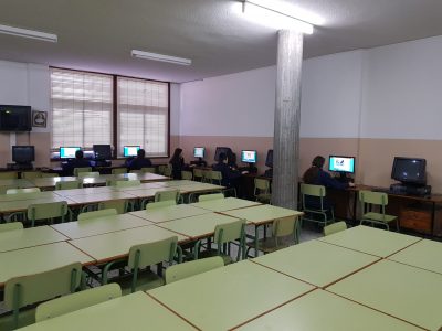 Colegio La Inmaculada de Algeciras

En breve, les enviaremos nuestra opinión sobre el examen en general e incidencias de dos alumnos.
Saludos
Departamento de Ingles