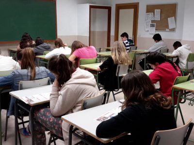 Madrid, IES Gregorio Marañón.
Los alumnos de 1° de la ESO estaban nerviosos por empezar, pero en cuanto comenzaron, se dieron cuenta que podían hacerlo muy bien.