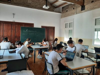 Un año más participamos con ilusión en el Concurso Big Challenge.
Colegio La Purísima Grao
(Valencia)