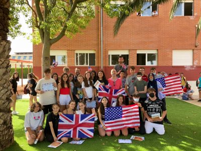 IES MANUEL TÁRRAGA ESCRIBANO (San Pedro del Pinatar, Murcia)

Logramos una gran participación y clasificación en las distintas categorías. Uno de nuestros alumnos ha quedado primero a nivel regional. Será un aliciente para próximas convocatorias.