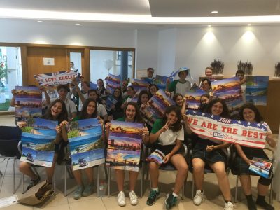 Col.legi Mestral, Islas Baleares. En el foto alumnos de 1, 2 y 3 eso con los primeros posiciones. Fue nuestro primer año y el año que viene participaremos con más alumnos seguramente! Gracias!