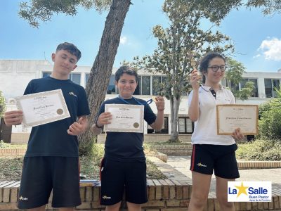 Jerez de la Frontera. La Salle Buen Pastor. Nos gustaría hacer una mención especial a Ángela Rosado Romero, de 6º A de EPO, Francisco Javier Arnedo Puerto, de 1º A de ESO, Carlos Ramírez Garcia, de 2º B de ESO los ganadores de cada clase. ¡Enhorabuena campeones!