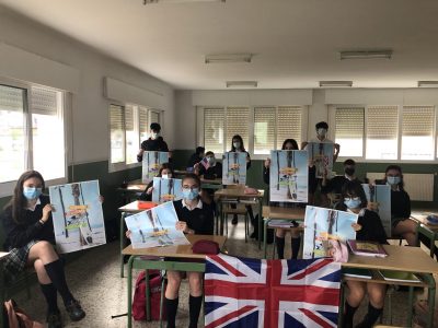 Alumnos de 3º ESO en su entrega de premios. CPR. Plurilingüe Santiago Apóstol-Ponteareas.