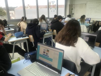 Palau-solità i Plegamans- ESCOLA MARINADA. Alumnos de 4º Eso realizan hoy el concurso en inglés The Big Challenge.