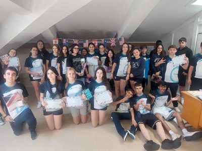 2° ESO recibe sus premios, habiendo obtenido unos excelentes resultados en la clase; el 76% por encima de la media nacional
COLEGIO PAULA MONTAL
Vitoria-Gasteiz