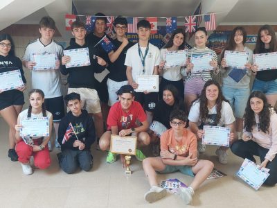 3° ESO recibe sus premios, habiendo obtenido unos excelentes resultados en la clase; el 66% por encima de la media nacional
COLEGIO PAULA MONTAL
Vitoria-Gasteiz
