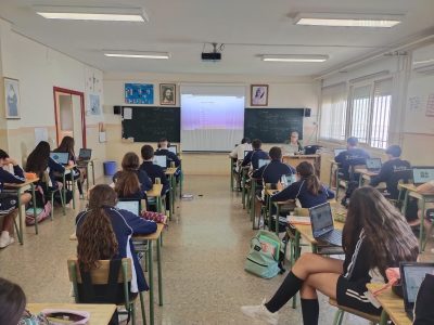 COLEGIO SANTA ÁNGELA
Osuna (Sevilla)