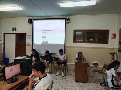 COLEGIO SANTA ANGELA
Osuna (Sevilla)