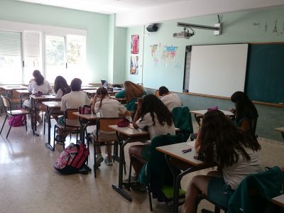 LA DEVESA SCHOOL CARLET Valencia, España. Los alumnos participan en el concurso con gran motivación.