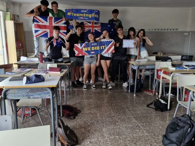 Olesa de Montserrat- Escolàpies Olesa.

El grupo de ESO 4 celebrando su último Big Challenge juntos. Hasta siempre chicos.