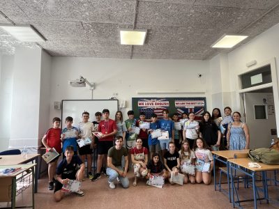 IES CARMEN DE BURGOS
Huércal De Almería
