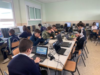 Cádiz
Colegio San Francisco de Asís Rebaño de María.
Ha sido una experiencia muy enriquecedora y nuestro alumnado se lo ha pasado genial.
Gracias, Enrique Díaz Alba.