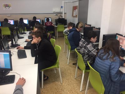 IES TIRANT LO BLANC - GANDIA
El concurso ha tenido gran acogida entre el alumnado y el profesorado! Repetiremos!