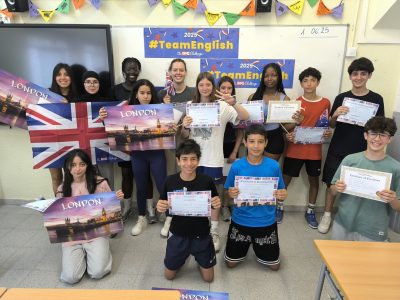 Los campeones de 3 de la ESO, con la ganadora Aurora Djemani.

Institut Guindàvols de Lleida.