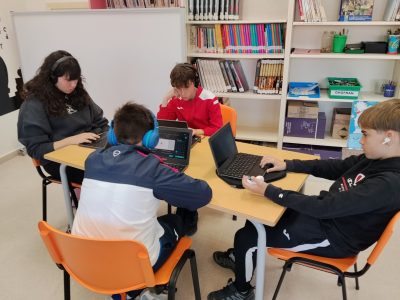 COLEGIO DOÑA ÁLVARA ÁLVAREZ
Falces (Navarra)