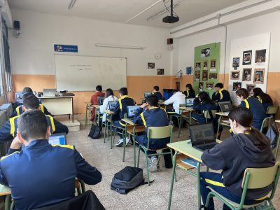Colegio Episcopal O.M. Ekumene
02640 Almansa ( Albacete)
Alumnos de secundaria: 3° ESO