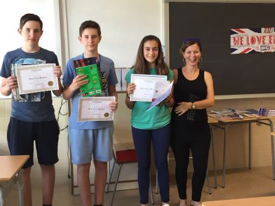 The top three with their teacher Silvia

IES Simarro Lacabra, Xàtiva (Valencia)