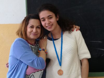 Lourdes María Gil González 1ª del la clase de 4º ESO con su profesora María Luisa Alonso Pierna.
IES VILLAJUNCO-SANTANDER (CANTABRIA)