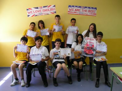 COLEGIO DIOCESANO MARÍA INMACULADA (Carabanchel) - Nuestros alumnos de 2º ESO felices de participar en su concurso de inglés favorito.