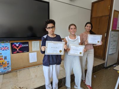 Barcelona - Colegio Sagrado Corazón- Corazonistas-
Three first class honours students in their 2nd. ESO class.