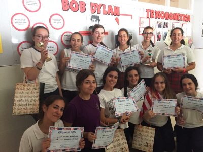 COLEGIO CARDENAL SPÍNOLA-Fundación Spínola (Huelva)
3º y 4º ESO. Felices por la participación y los resultados,