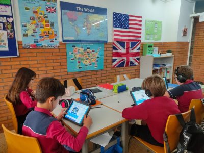 La Alcayna, Murcia. COLEGIO SAN JORGE.
Los alumnos de 5º de Primaria del colegio San Jorge participando en el concurso de Big Challenge!