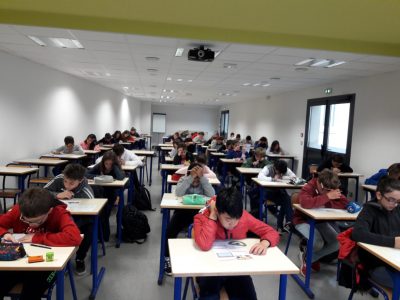 Au collège PRADEAU LA SEDE, à Tarbes... grande concentration, beaucoup de sérieux pour notre énième participation à ce grand concours !