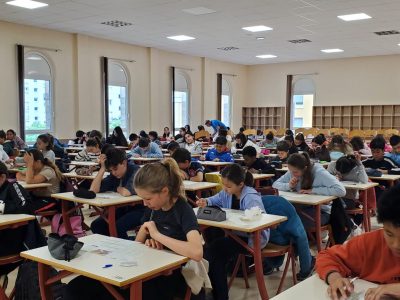 Au collège de l 'Institution Notre Dame à Valence (26.) 77 élèves de 6' ont composé avec sérieux ! Vivement les résultats !