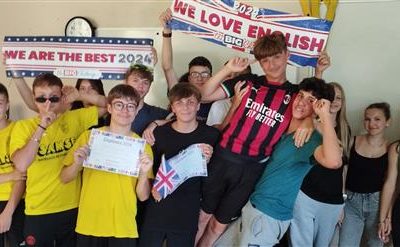 Largentière, Collège Le Portalet Notre Dame Classe de 3eme Bravo à tous