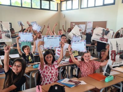 Collège du Sacré Coeur, Aix-en-Provence /

Remise des prix chez nos élèves de 6ème d'un "Big Challenge" encore bien réussi cette année.
On fête non seulement les bons résultats des mieux classés mais aussi la motivation partagée par tous pour apprendre l'anglais. Un grand merci à l'Equipe Big Challenge pour cette belle organisation ainsi que tous les outils pedagogiques qui permettent à nos élèves de s'entraîner et de progresser tout au long de l'année!