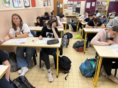 Ablon sur Seine, Collège Sacré-Coeur
Des élèves concentrés