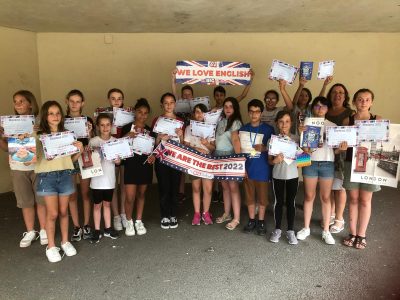 Valréas, collège Saint Jean le Baptiste, tous les élèves de notre classe de 6ème Langues ont participé !