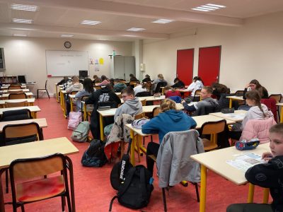 Champagnole, Collège Jeanne d’Arc.

Les élèves de sixième bien impliqués à leur tâche