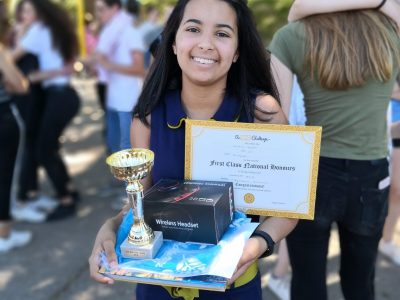 Remise des prix au collège Saint Adjutor de Vernon (27). Jasmine en classe de 4eme : 1ère départementale et 18 ème nationale.