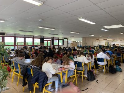 Guise (02)
Collège Camille Desmoulins
81 candidats de la 6e à la 3e
Bravo à vous tous!!